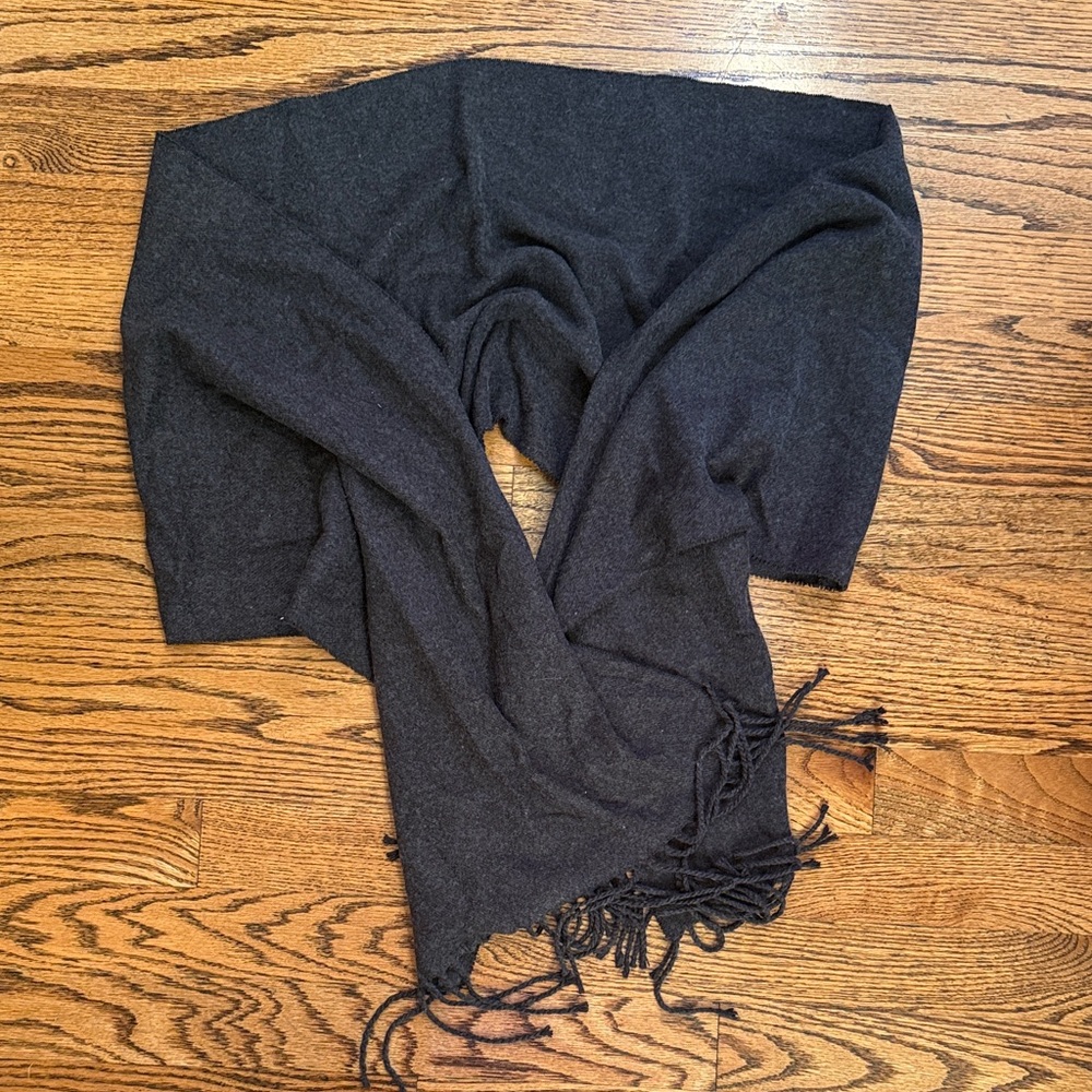 Croft & Barrow Dark Gray Scarf with Fringe